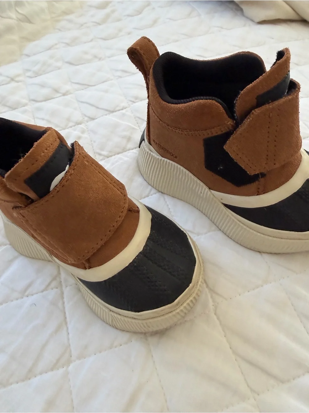 Sorel Kids Two-Tone Brown and Black Slip-On Boots